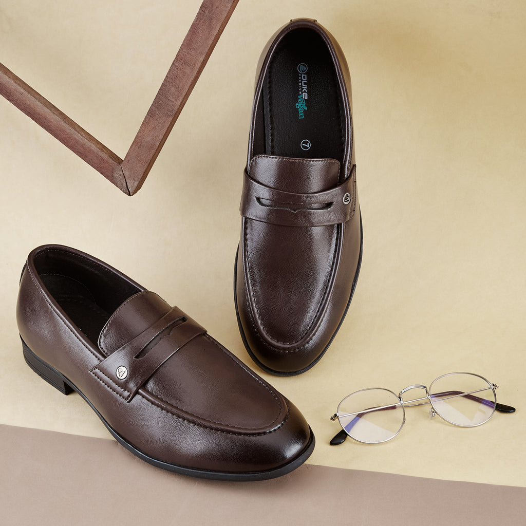 Duke Men Textured Slip On Shoes (FWOL5040)