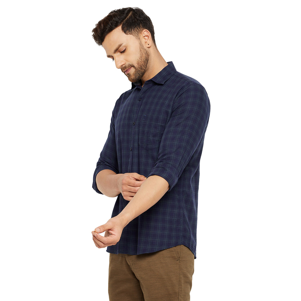 Duke Urban Men Slim Fit Solid Spread Collar Casual Shirt (SDO8CKLD)