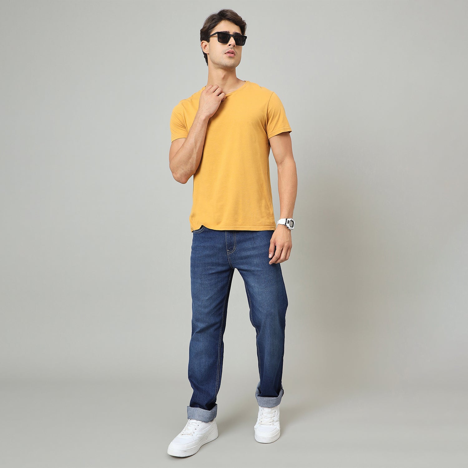 Duke Urban Men Comfort fit Stretchable mid-rise jeans (OND5900C)