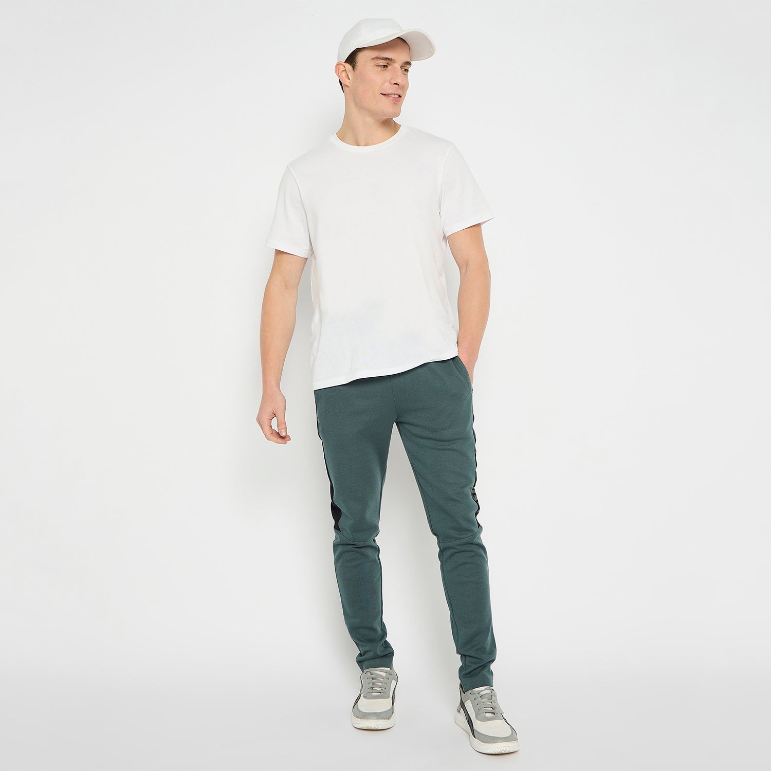 Duke Urban Men Relaxfit Track Pant (LF5654)
