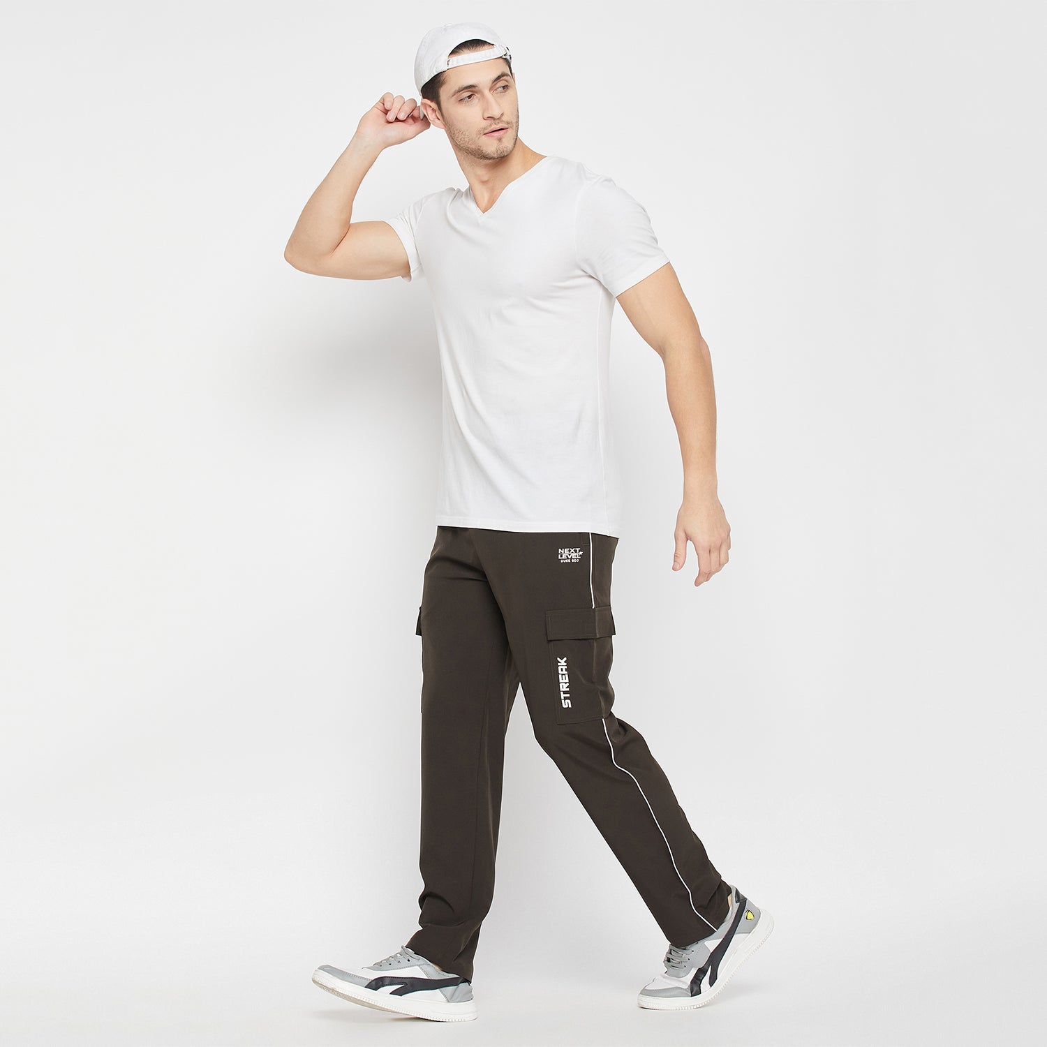 Duke Stardust Men Regular Track Pant (LF9018)