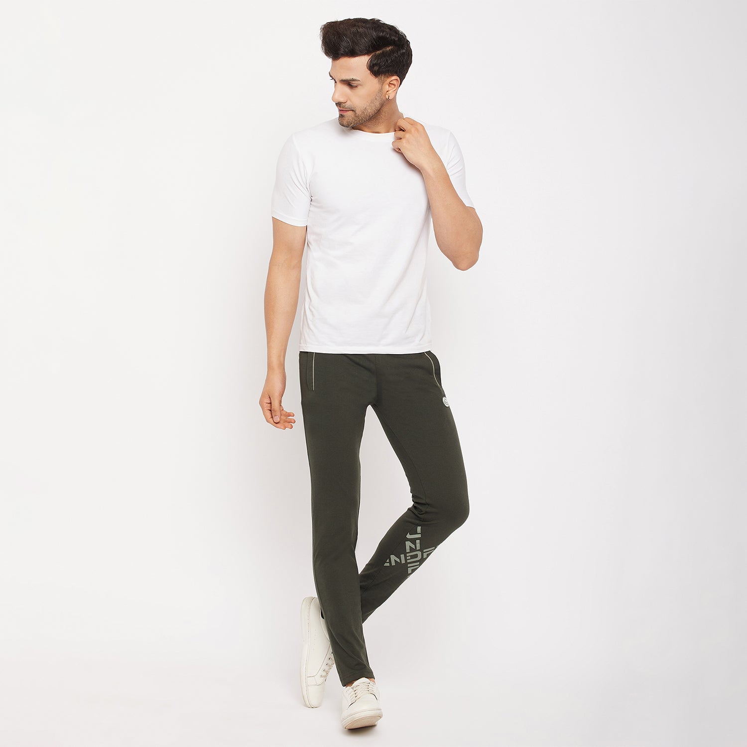 Duke Urban Men Solid Smart Fit Track Pant (LF5651)