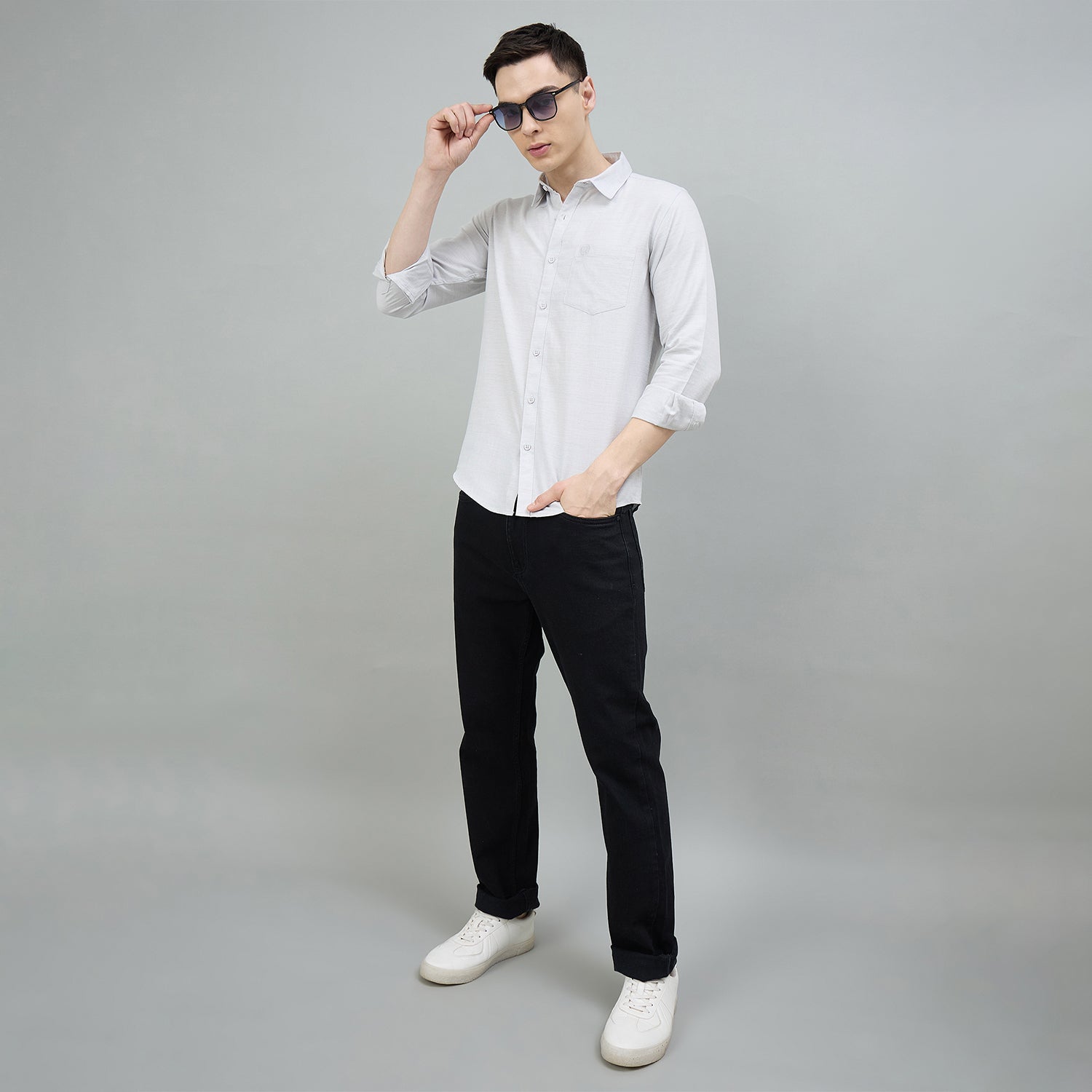 Duke Urban Men Solid Full Sleeve Spread Collar Slim Shirt (SDO7PLDI)