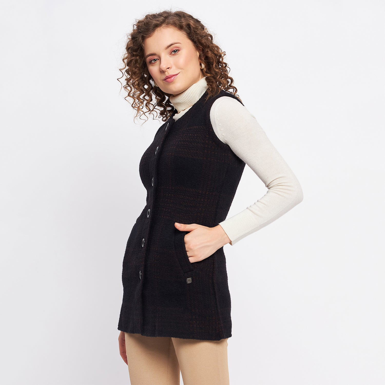 Duke Urban Women Sleeveless Self Design Cardigan (LQS9783)