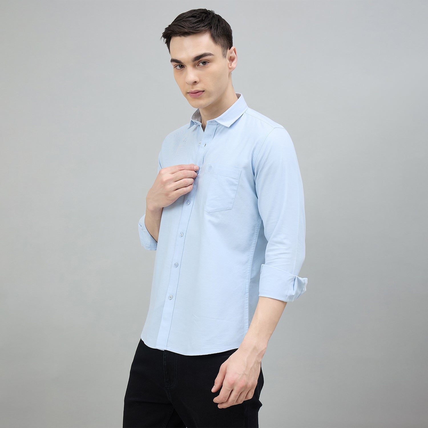 Duke Urban Men Solid Full Sleeve Spread Collar Slim Shirt (SDO8PLOE)