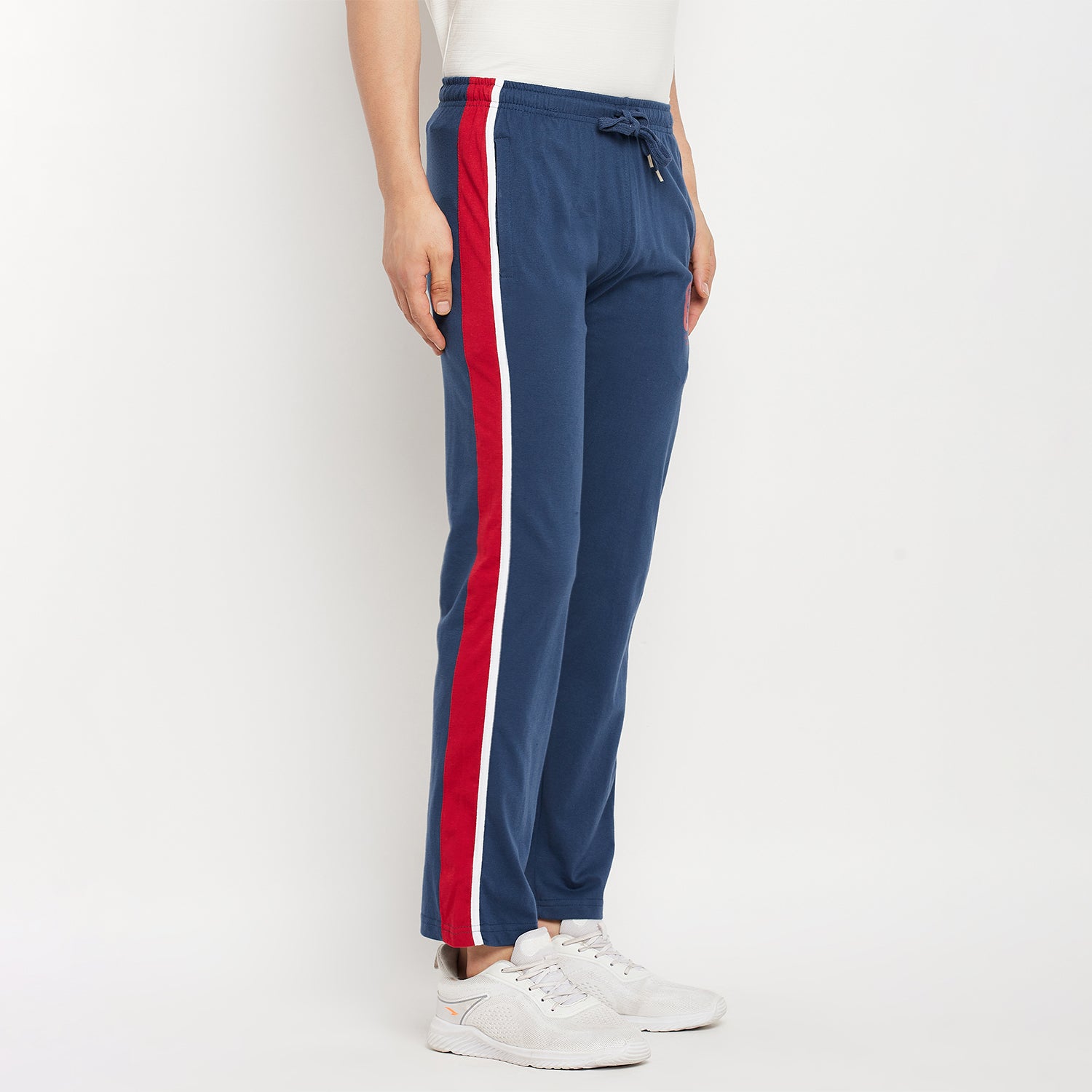 Duke Urban Men Solid Regular Track Pant (LF5690)