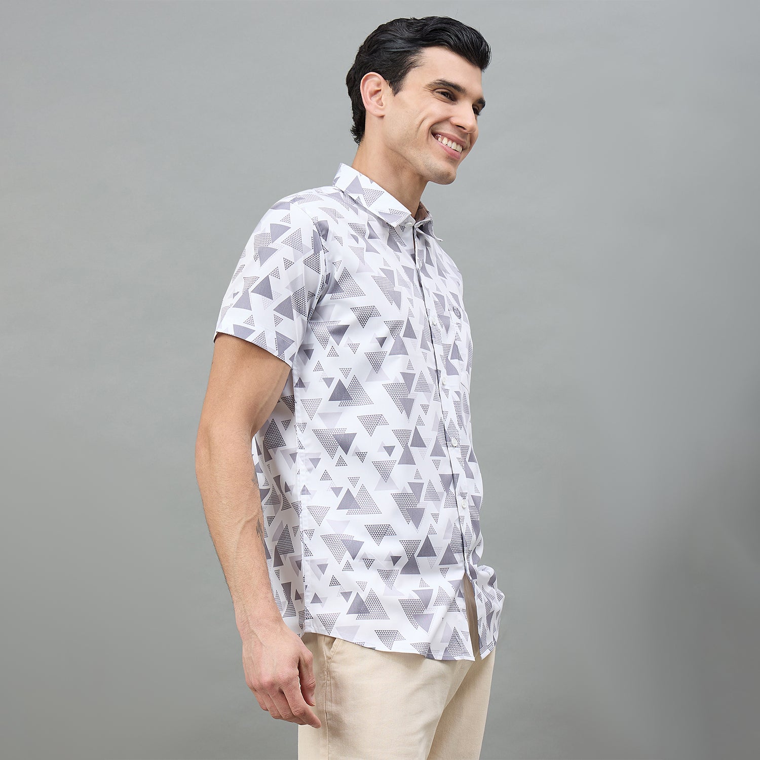 Duke Urban Men Geometric Print Half Sleeve Slim Shirt (SDO6PRIM)