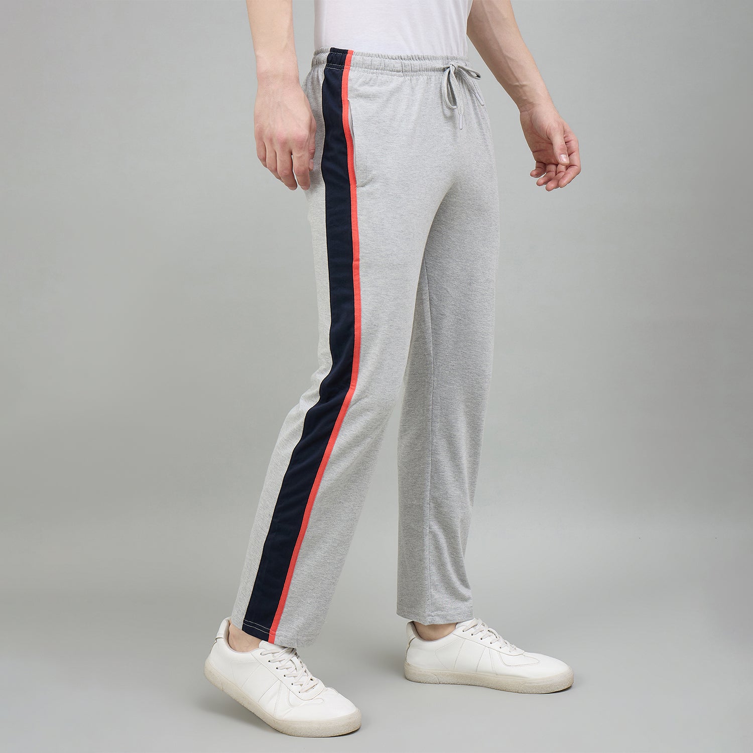 Duke Urban Men Solid Regular Track Pant (LF5690)
