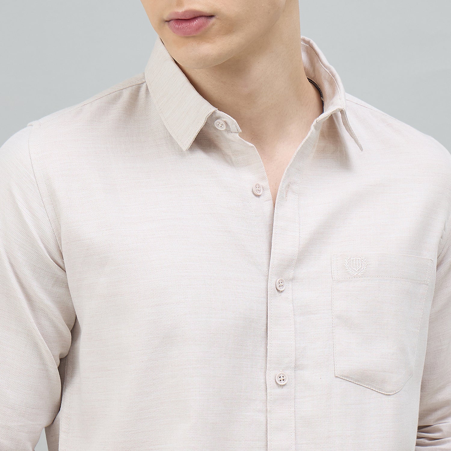 Duke Urban Men Solid Full Sleeve Spread Collar Slim Shirt (SDO7PLDI)