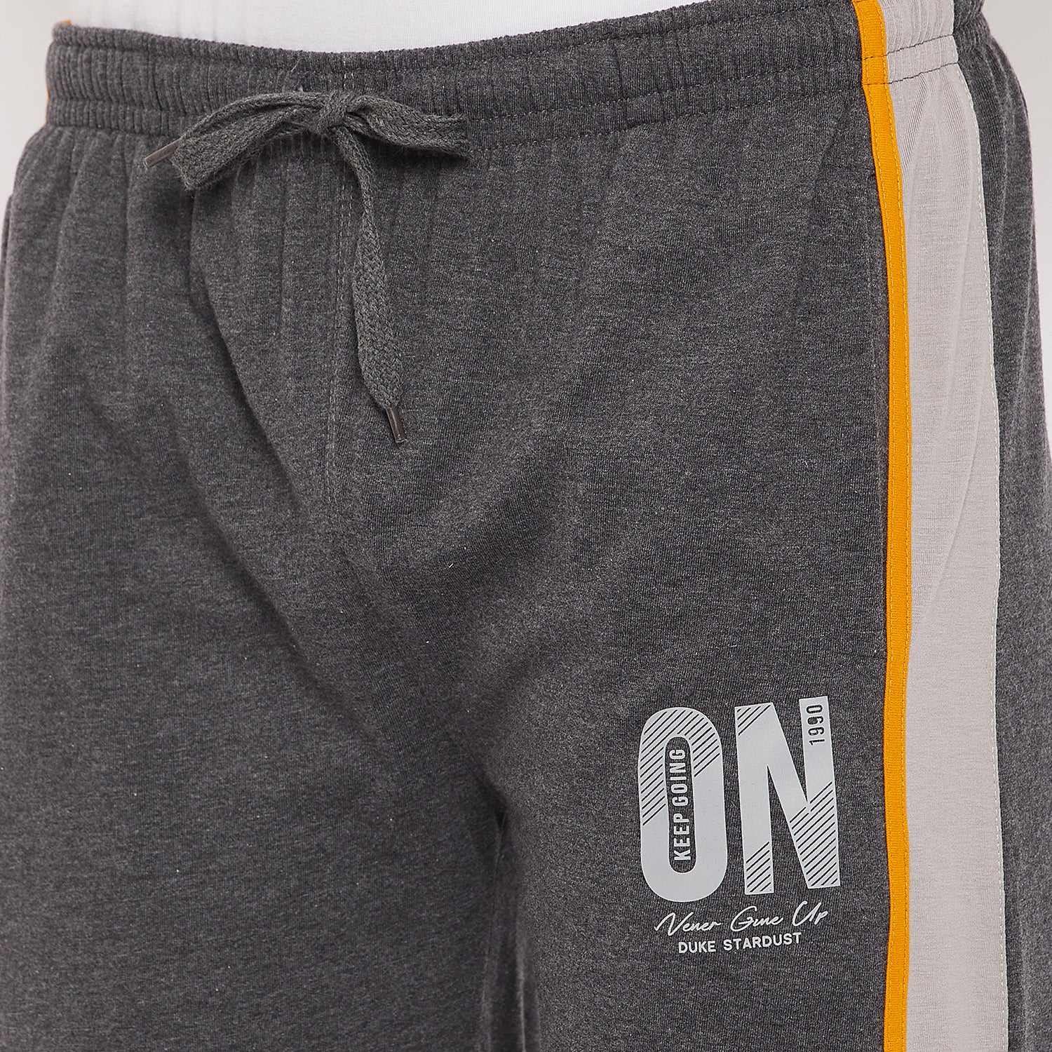 Duke Urban Men Solid Regular Track Pant (LF5690)