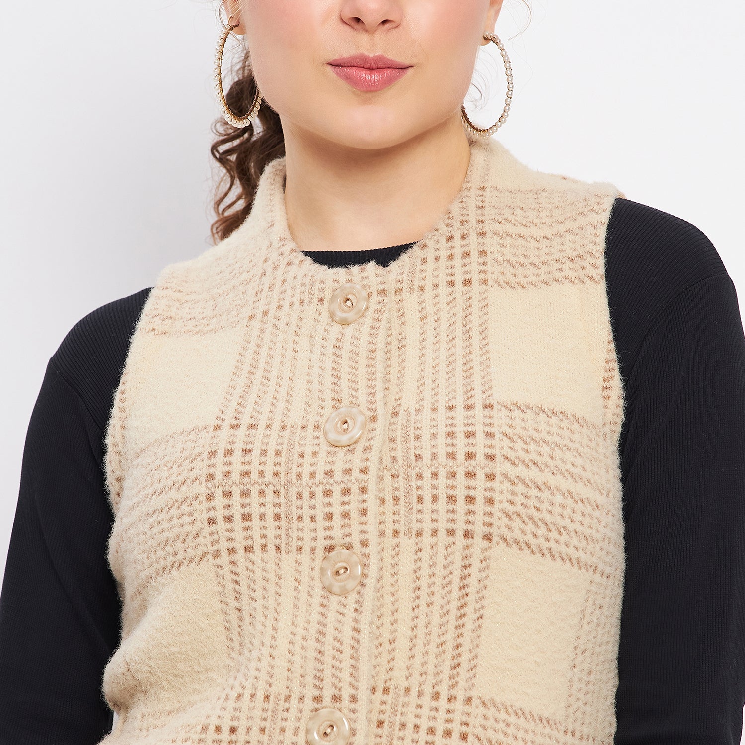 Duke Urban Women Sleeveless Self Design Cardigan (LQS9783)