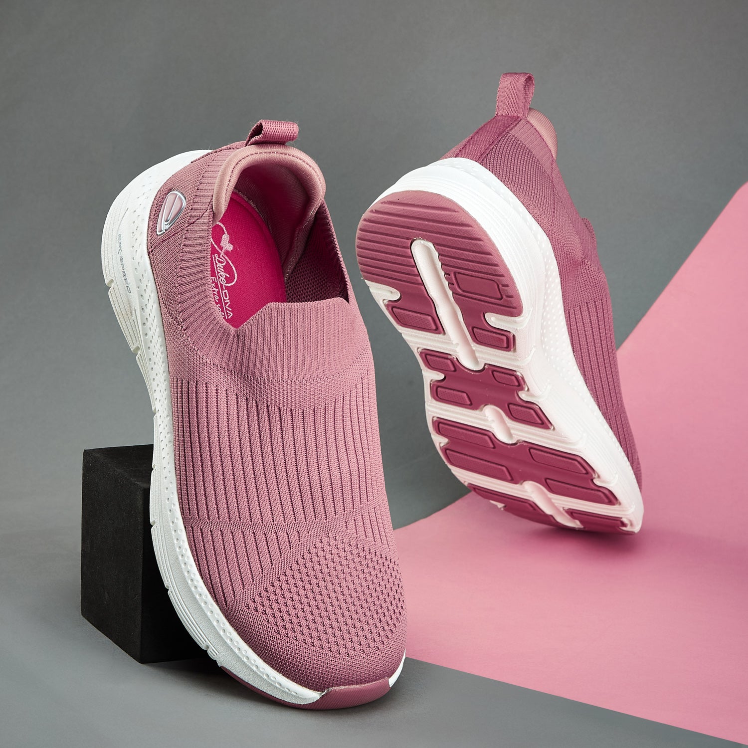 Duke Women Knitted Sports Shoes (XFOL1555)