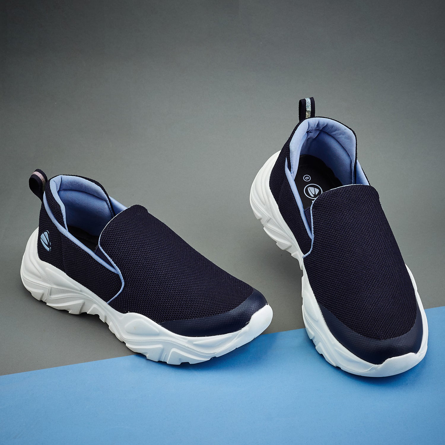 Duke Women Colourblocked Lightweight DIVA Sneakers (XFOL1554)