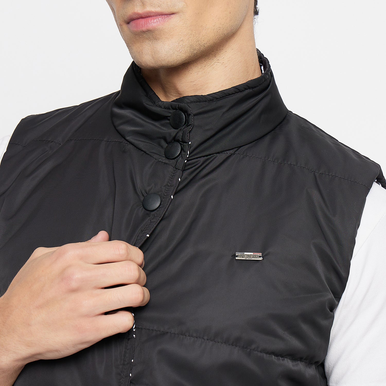 Duke Urban Men Sleeveless Reversible Jacket (SDZ3057)