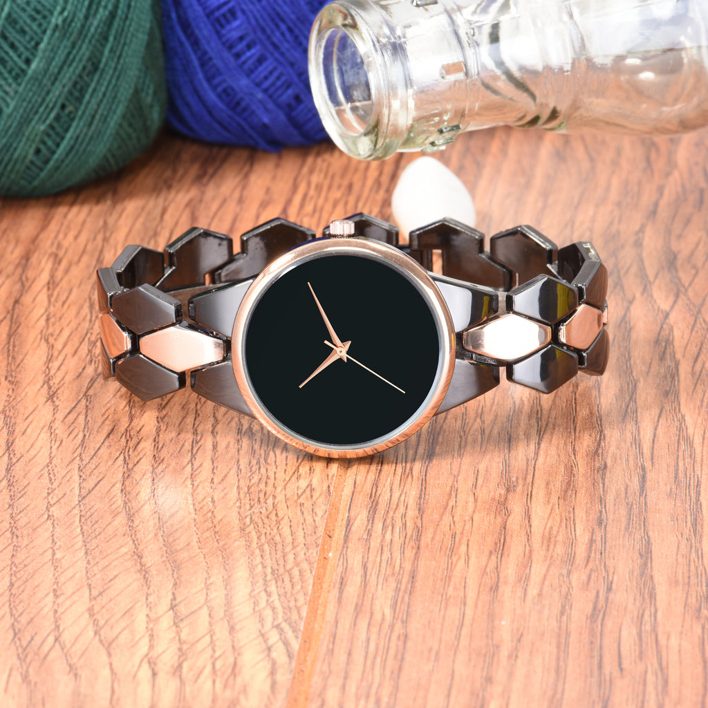 Duke Women Metal Strap Stylish Analog Black Wrist Watch (DK7001RW02C)