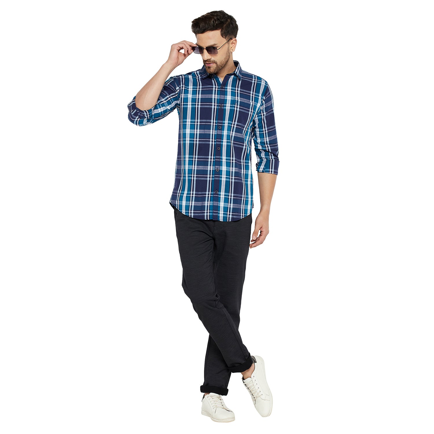 Duke Urban Men Slim Fit Solid Spread Collar Casual Shirt (SDO5CKR)